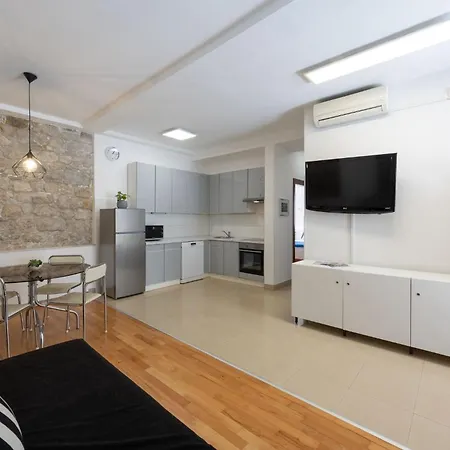 Old Town Patio Apartamento Split