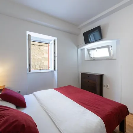 Old Town Patio Appartement Split